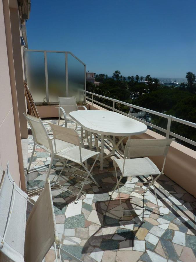 Nice Flat With Terrace On The Croisette Cannes Bagian luar foto